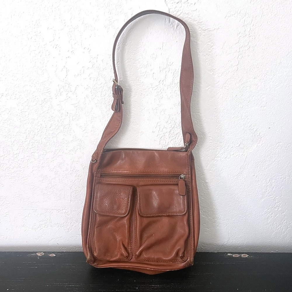 Vintage Fossil Messenger Shoulder Handbag M Brown Leather Flap Pockets